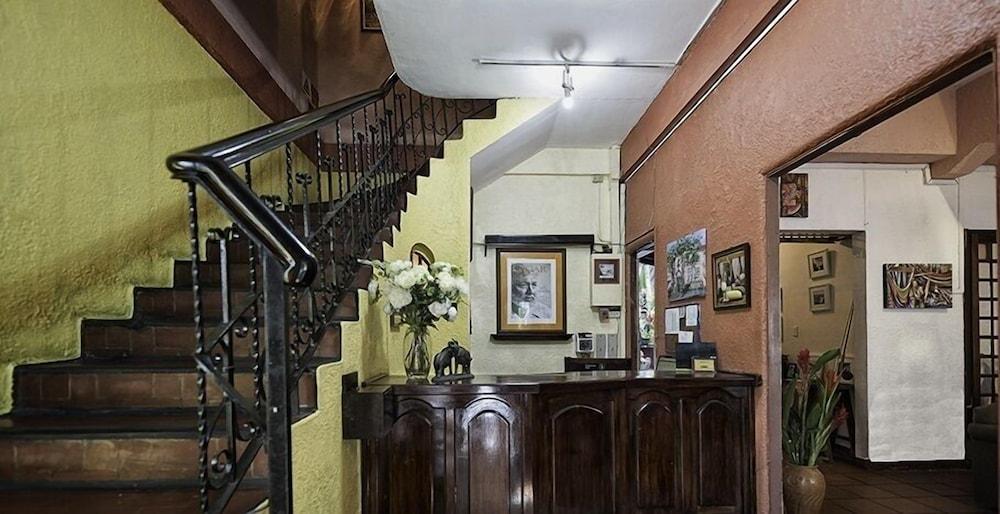 Hemingway Inn Сан Хосе Екстериор снимка